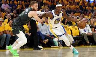 重庆铜梁龙冲超成功，重庆足球时隔4个赛季重返中超